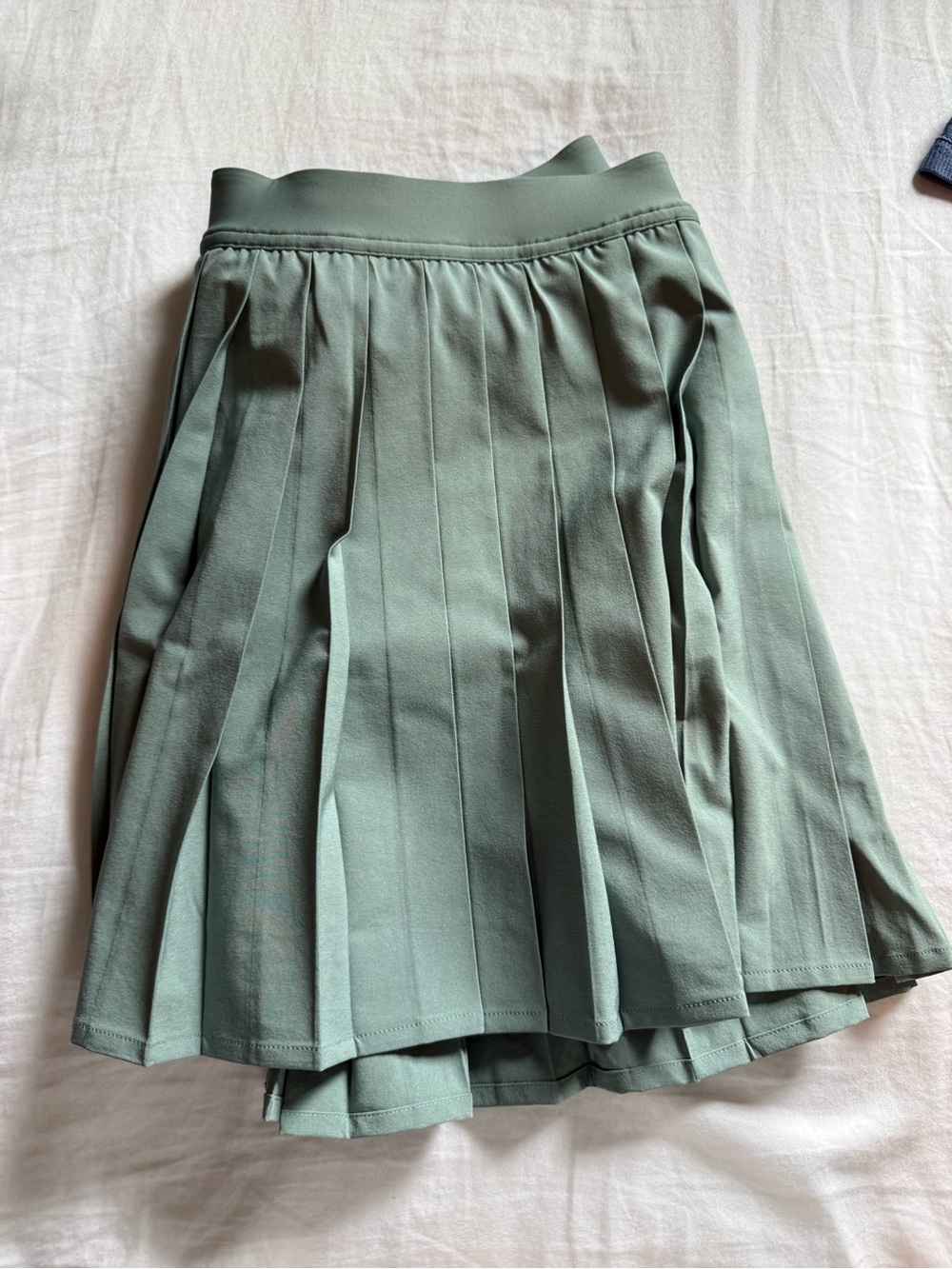 lululemon athletica Pleated Skater Skirt in Sage Green